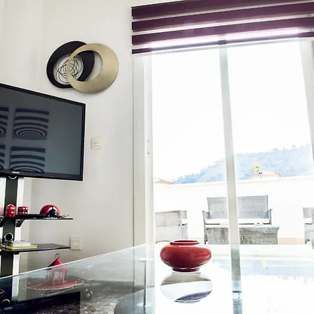 Turisticos Tronca Luxury *