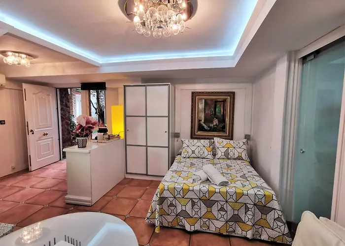 Turisticos Tronca Luxury Apartamento Granada